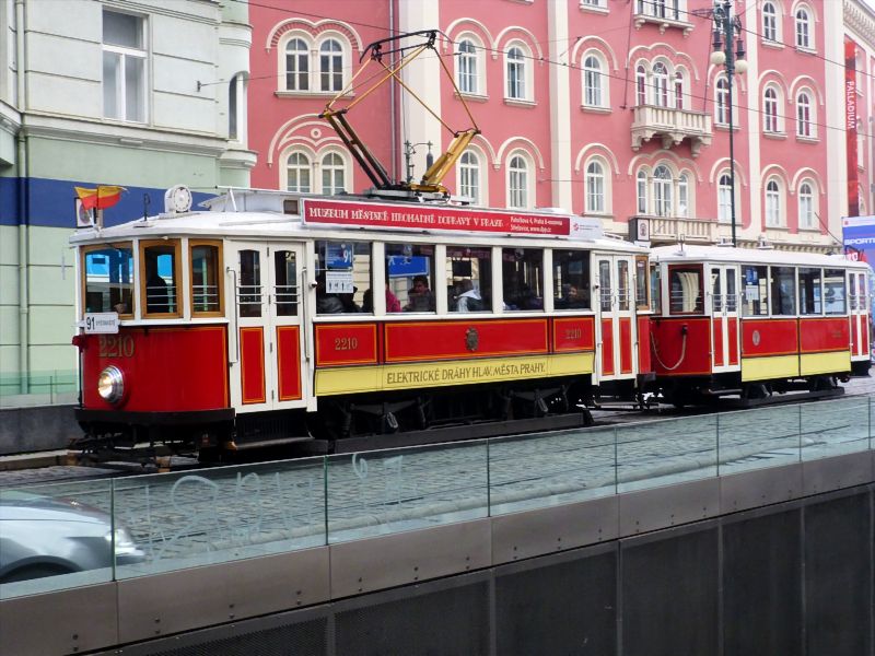 entzueckende tram 2210 in pragP1000706