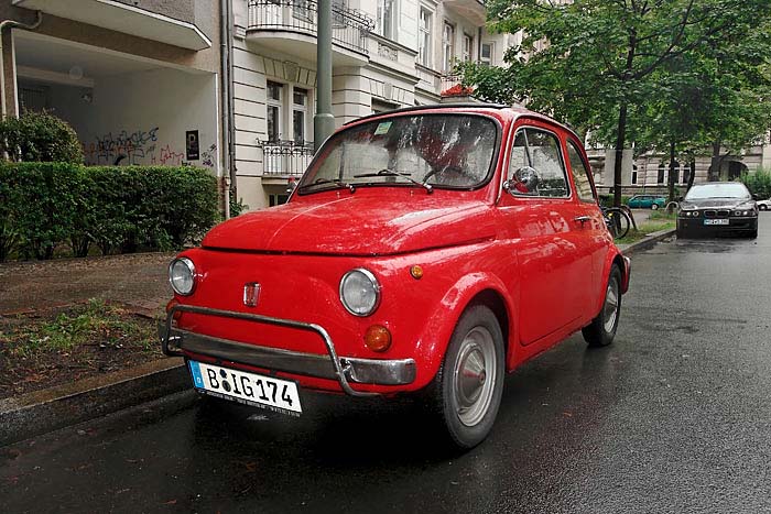 Ein kleiner Fiat in Berlin Friedenau