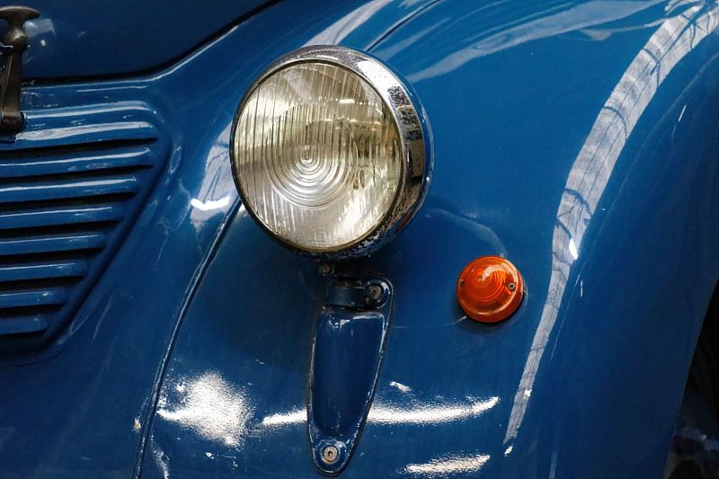 Scheinwerfer und Blinker