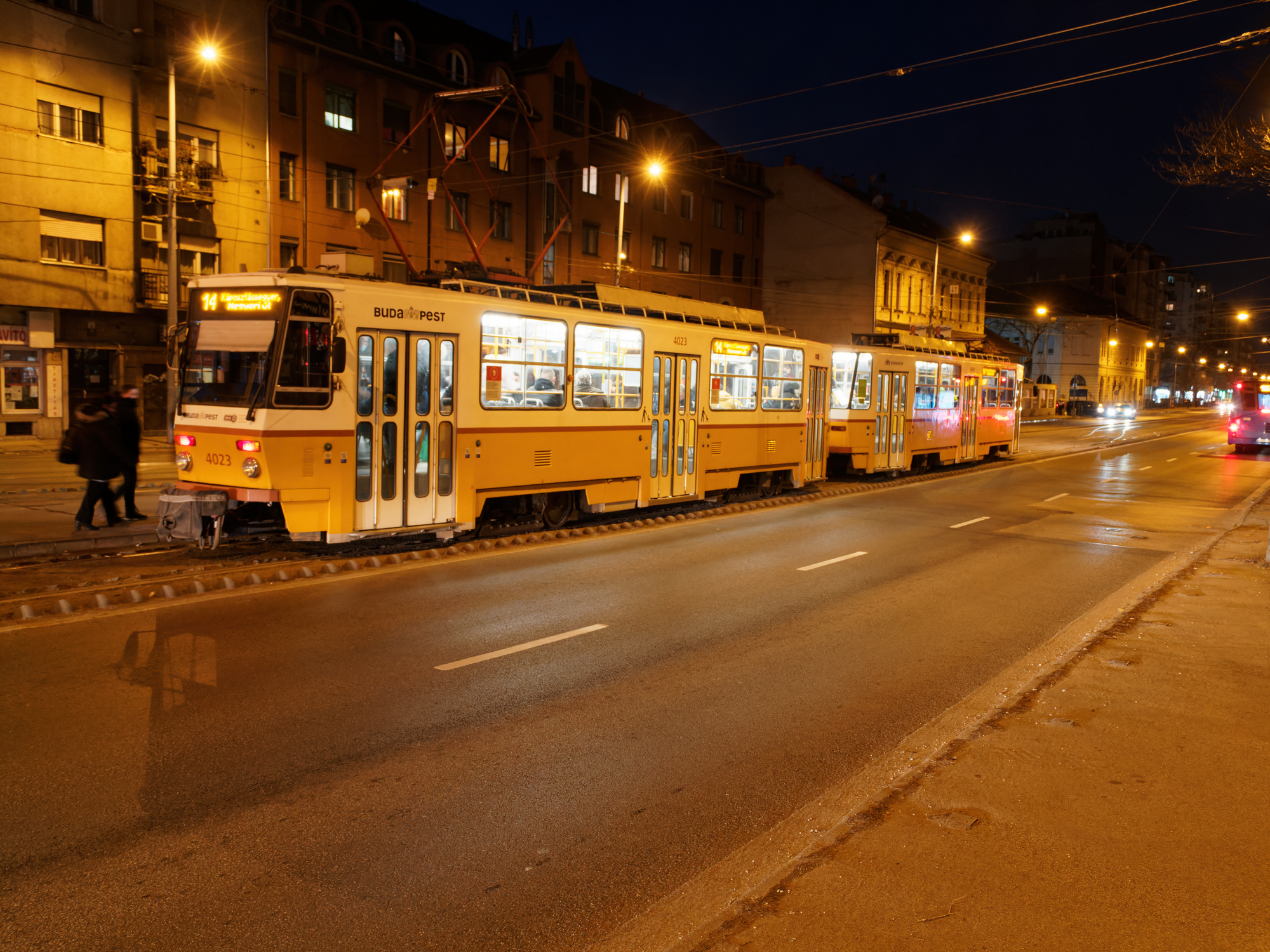 Tram 4023